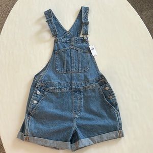 Old navy overall shorts